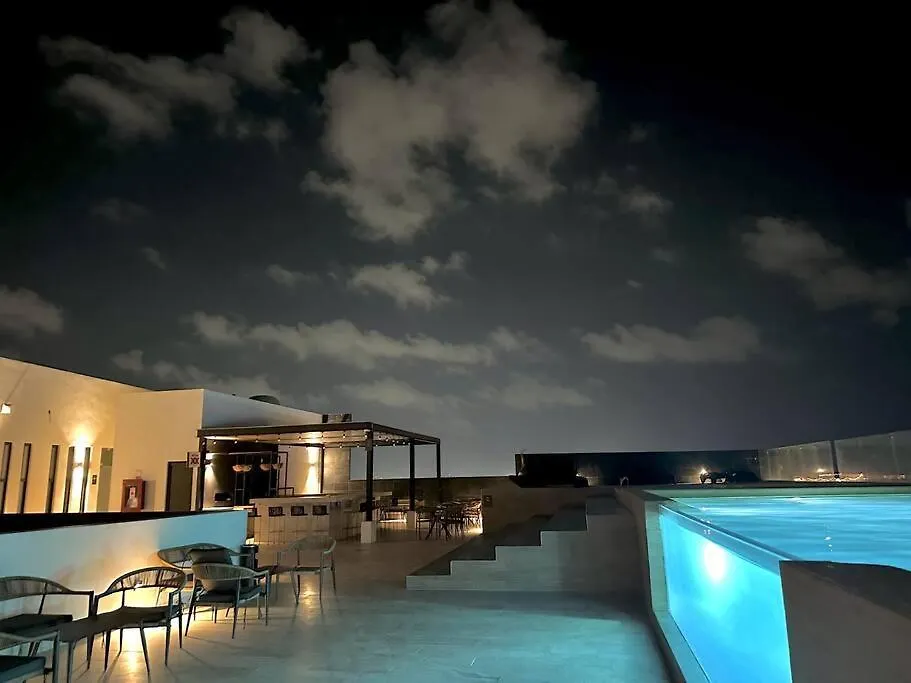 Pool View Condo / Rooftop Pool, Jacuzzi, Gym & Bar Playa del Carmen 0*,  Mexiko